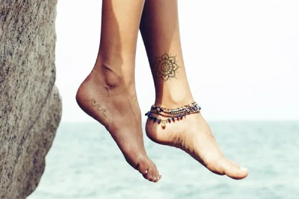 تاتو ساق پا دخترونه