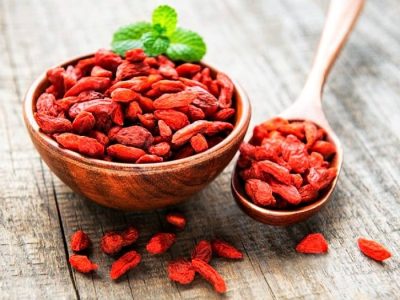 آموزش کامل خشک کردن زرشک تازه و نگهداری آن