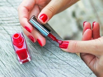 اشتباهات مربوط به لاک زدن ناخن