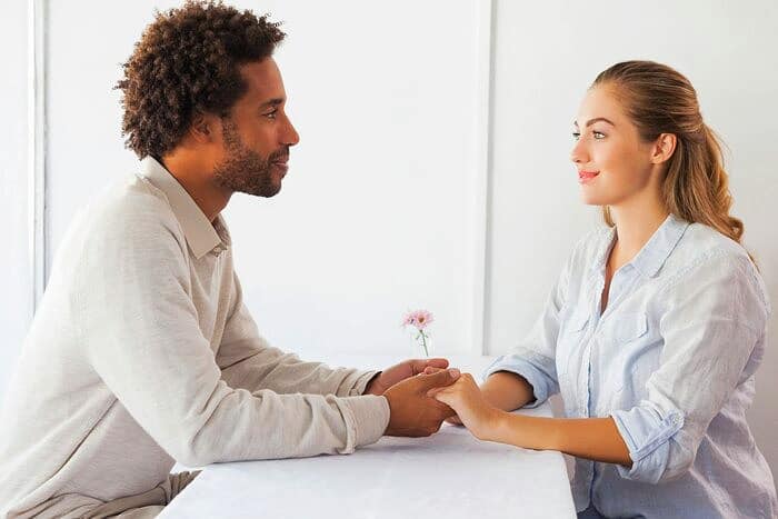 ویژگی هایی که باعث جلب عشق همسرتان به شما می شود زندگی-شاد