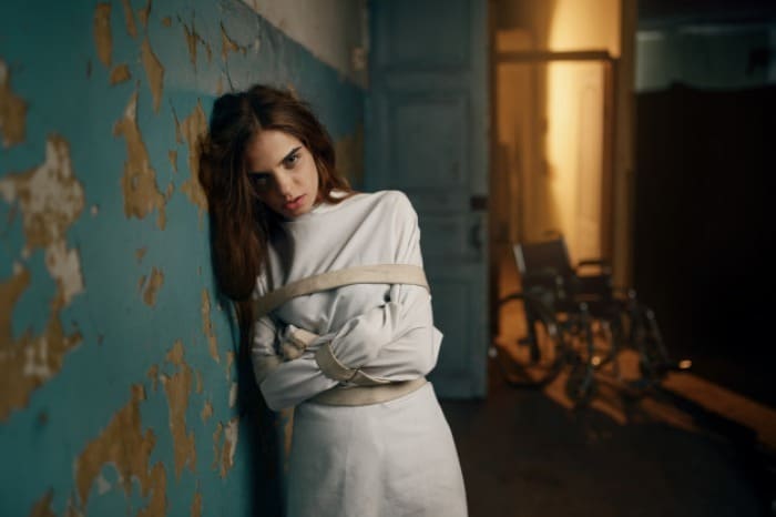 رفتار با فرد بیمار مبتلا به اسکیزوفرنی اختلال-شخصیت