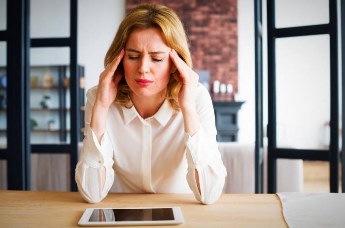 سن اوج احساس بدبختی چه سنی است ؟ سن-اوج-بدبختی