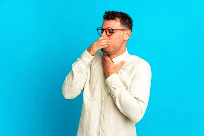 درمان سریع و طبیعی سرفه کردن با نوشیدنی و شربت های گیاهی سرفه