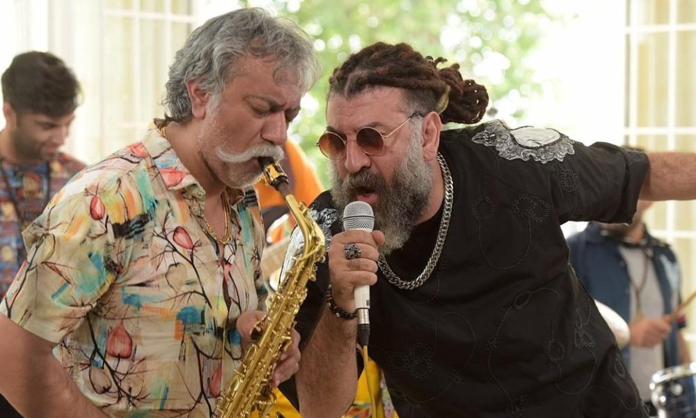 فیلم سینمایی هولیا