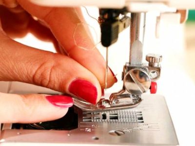 نخ-کردن-سوزن-چرخ-خیاطی