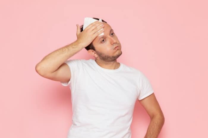 دستمال مرطوب