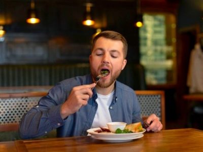 دیر غذا خوردن