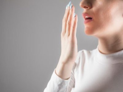 علل اصلی طعم فلز در دهان و راههای درمان آن با طب سنتی