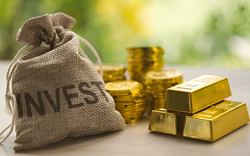 پیش‌بینی قیمت طلا تا پایان سال 1404 + پیشنهاد سرمایه گذاری