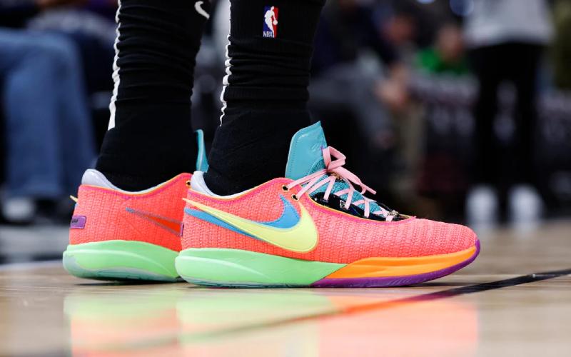 کفش اسپرت بسکتبال (Basketball Shoes)