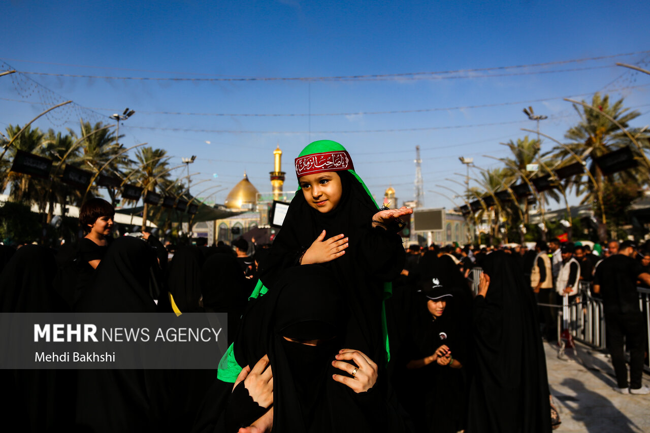 تعامل فرهنگی زائران ایرانی و موکب داران عراقی در همایش جهانی اربعین