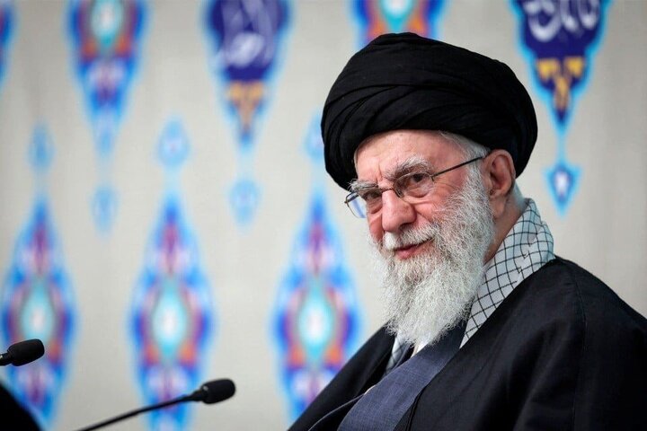 اهمیت معنویت مدنی در نگاه شهید خامنهای