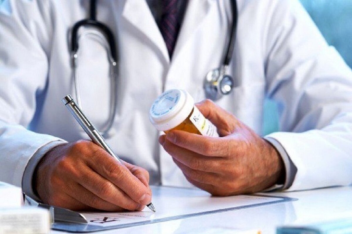 پزشکان وظیفه خود را در تامین سلامت و آرامش جامعه می‌دانند