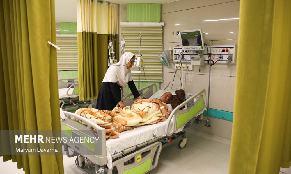 نداشتن پرستار برای استخدام در تهران از طرف نجاتیان اعلام شد