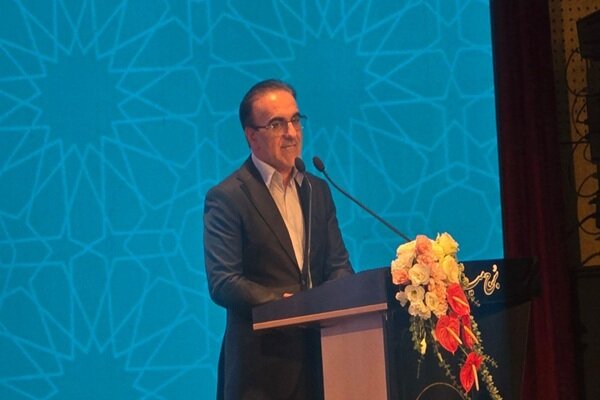 رئیس‌زاده بر اهمیت کیفیت بالای خدمات پزشکی و حفظ سلامت مردم تاکید کرد